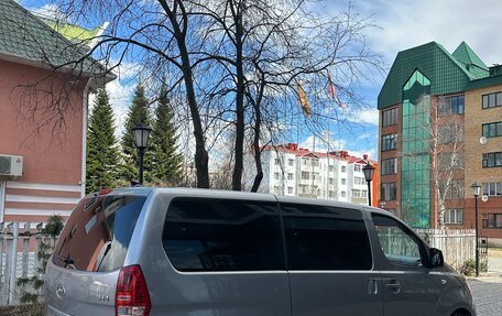 Hyundai H-1 II рестайлинг, 2019 год, 2 530 000 рублей, 4 фотография