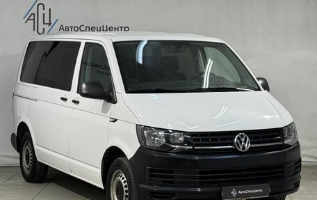 Volkswagen Caravelle T6 рестайлинг, 2015 год, 2 499 800 рублей, 13 фотография