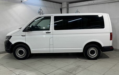 Volkswagen Caravelle T6 рестайлинг, 2015 год, 2 499 800 рублей, 16 фотография