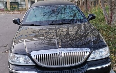 Lincoln Town Car III рестайлинг, 2002 год, 3 500 000 рублей, 1 фотография