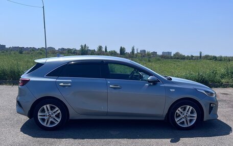KIA cee'd III, 2020 год, 1 800 000 рублей, 5 фотография
