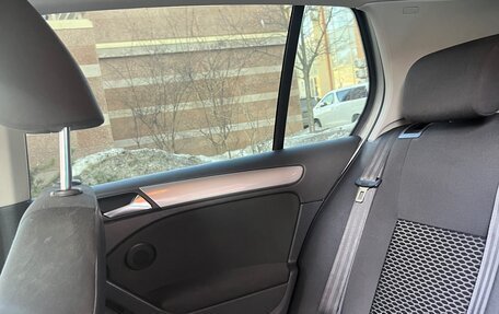 Volkswagen Golf VI, 2011 год, 950 000 рублей, 14 фотография