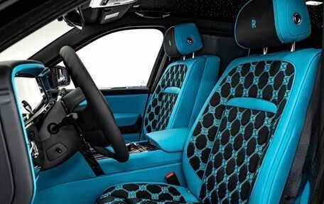 Rolls-Royce Cullinan, 2026 год, 75 000 000 рублей, 5 фотография