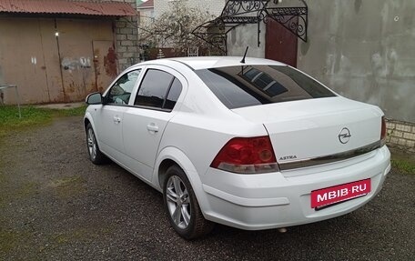 Opel Astra H, 2011 год, 650 000 рублей, 3 фотография