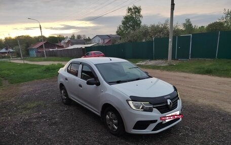 Renault Logan II, 2019 год, 395 000 рублей, 4 фотография