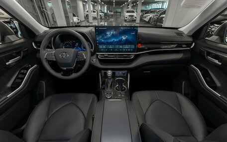 Toyota Highlander, 2026 год, 5 750 000 рублей, 8 фотография