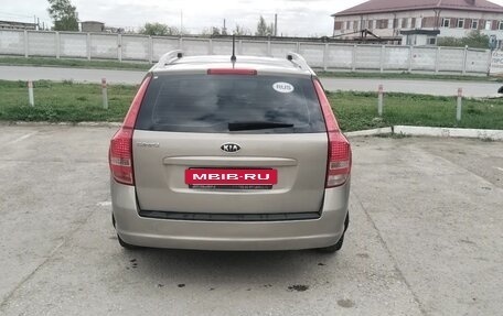 KIA cee'd I рестайлинг, 2010 год, 590 000 рублей, 3 фотография