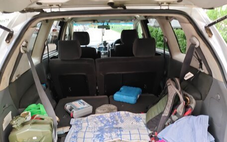 Toyota Ipsum II, 2001 год, 650 000 рублей, 14 фотография