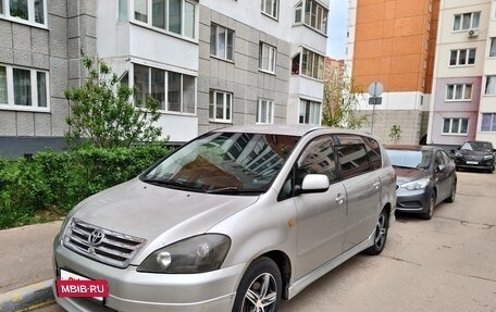 Toyota Ipsum II, 2001 год, 650 000 рублей, 9 фотография