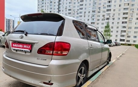 Toyota Ipsum II, 2001 год, 650 000 рублей, 13 фотография