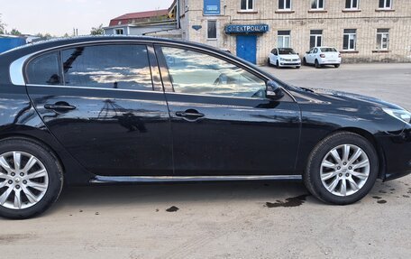Renault Latitude I, 2014 год, 1 290 000 рублей, 4 фотография