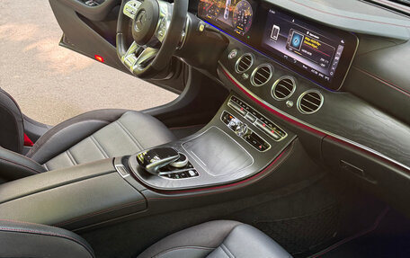 Mercedes-Benz E-Класс AMG, 2018 год, 5 250 000 рублей, 11 фотография