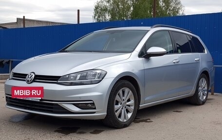 Volkswagen Golf VII, 2019 год, 1 830 000 рублей, 5 фотография