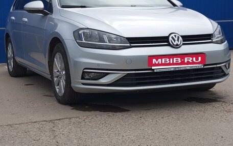 Volkswagen Golf VII, 2019 год, 1 830 000 рублей, 6 фотография