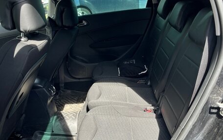 Peugeot 308 II, 2009 год, 310 000 рублей, 13 фотография