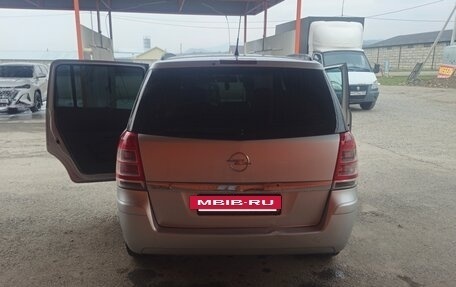 Opel Zafira B, 2012 год, 530 000 рублей, 17 фотография