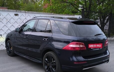 Mercedes-Benz M-Класс, 2014 год, 2 500 000 рублей, 3 фотография