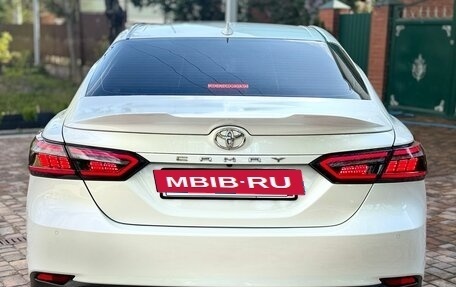 Toyota Camry, 2020 год, 3 850 000 рублей, 31 фотография