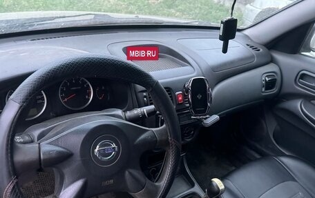 Nissan Almera, 2004 год, 310 000 рублей, 3 фотография