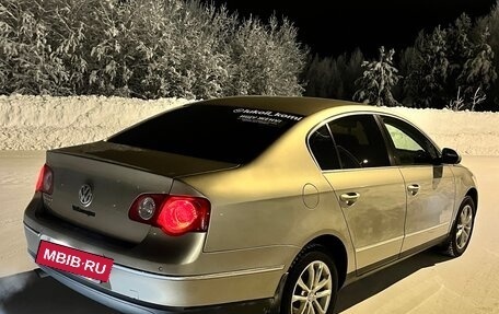 Volkswagen Passat B6, 2006 год, 750 000 рублей, 3 фотография