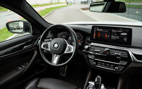 BMW 5 серия, 2021 год, 5 569 000 рублей, 13 фотография