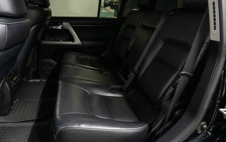 Toyota Land Cruiser 200, 2014 год, 4 589 000 рублей, 19 фотография