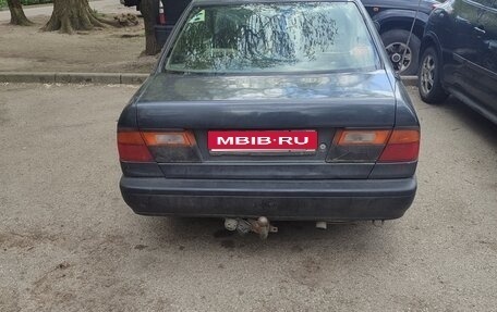Nissan Primera II рестайлинг, 1991 год, 60 000 рублей, 1 фотография