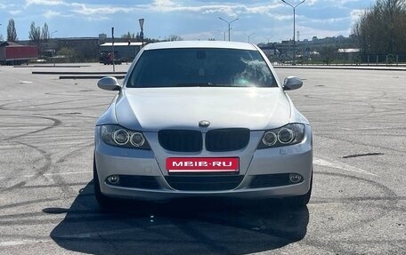 BMW 3 серия, 2006 год, 850 000 рублей, 1 фотография