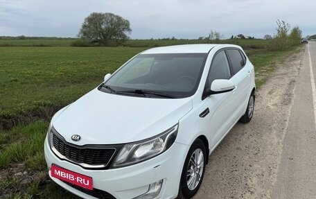 KIA Rio III рестайлинг, 2015 год, 1 000 000 рублей, 1 фотография