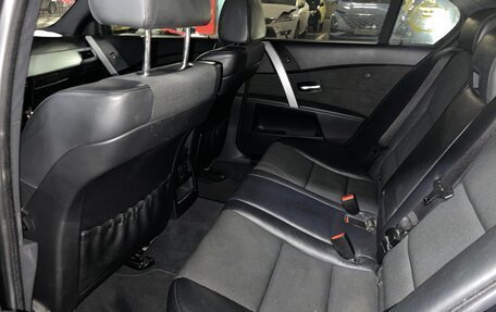 BMW 5 серия, 2004 год, 1 480 000 рублей, 6 фотография