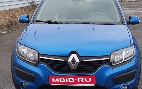 Renault Sandero II рестайлинг, 2015 год, 875 000 рублей, 2 фотография