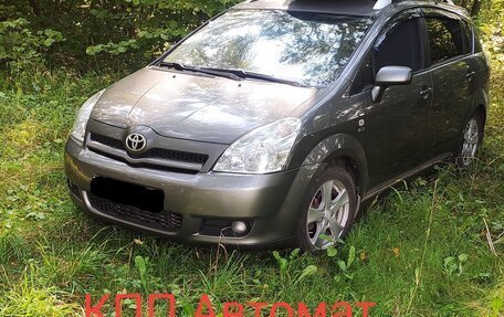 Toyota Corolla Verso I, 2007 год, 950 000 рублей, 21 фотография