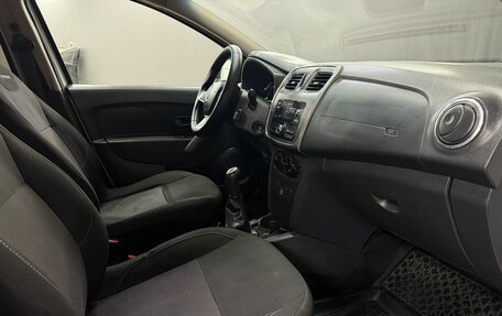 Renault Logan II, 2019 год, 799 777 рублей, 12 фотография