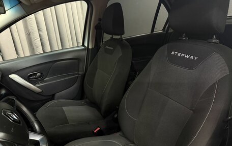 Renault Logan II, 2019 год, 799 777 рублей, 8 фотография