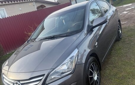 Hyundai Solaris II рестайлинг, 2016 год, 1 040 000 рублей, 9 фотография
