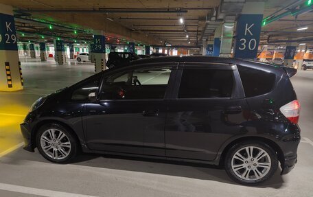 Honda Fit III, 2011 год, 850 000 рублей, 6 фотография