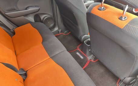 Honda Fit III, 2011 год, 850 000 рублей, 12 фотография