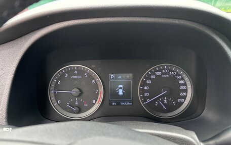 Hyundai Tucson III, 2017 год, 1 999 000 рублей, 8 фотография