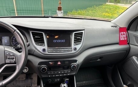 Hyundai Tucson III, 2017 год, 1 999 000 рублей, 9 фотография