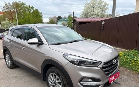 Hyundai Tucson III, 2017 год, 1 999 000 рублей, 2 фотография