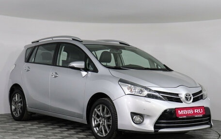 Toyota Verso I, 2014 год, 1 557 000 рублей, 3 фотография