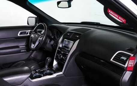 Ford Explorer VI, 2013 год, 1 690 000 рублей, 11 фотография