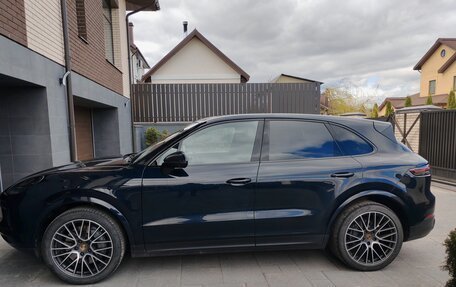 Porsche Cayenne III, 2018 год, 6 050 000 рублей, 2 фотография