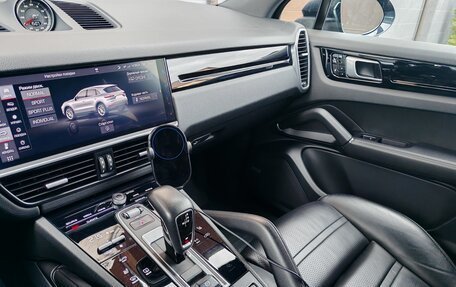Porsche Cayenne III, 2018 год, 6 050 000 рублей, 11 фотография