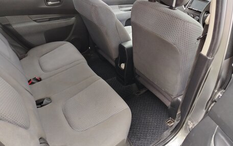 Nissan Wingroad III, 2011 год, 750 000 рублей, 8 фотография