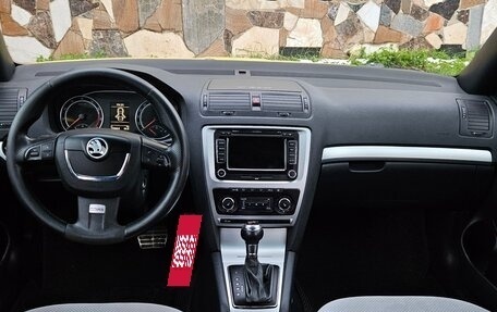 Skoda Octavia RS, 2010 год, 1 250 000 рублей, 12 фотография