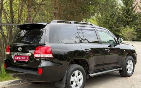Toyota Land Cruiser 200, 2010 год, 3 150 000 рублей, 2 фотография