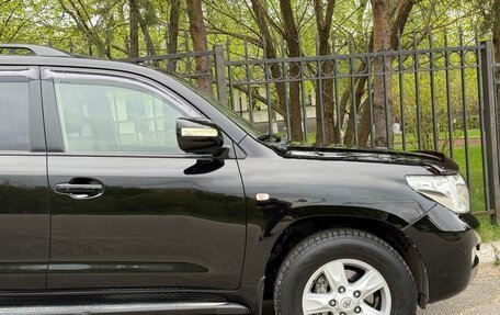 Toyota Land Cruiser 200, 2010 год, 3 150 000 рублей, 10 фотография