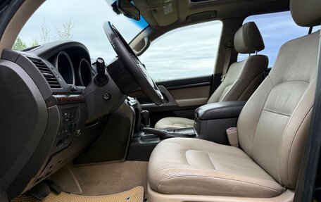 Toyota Land Cruiser 200, 2010 год, 3 150 000 рублей, 20 фотография