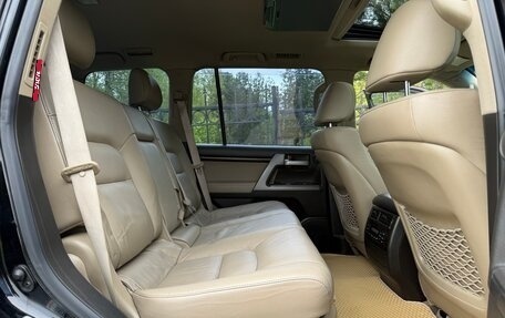 Toyota Land Cruiser 200, 2010 год, 3 150 000 рублей, 22 фотография